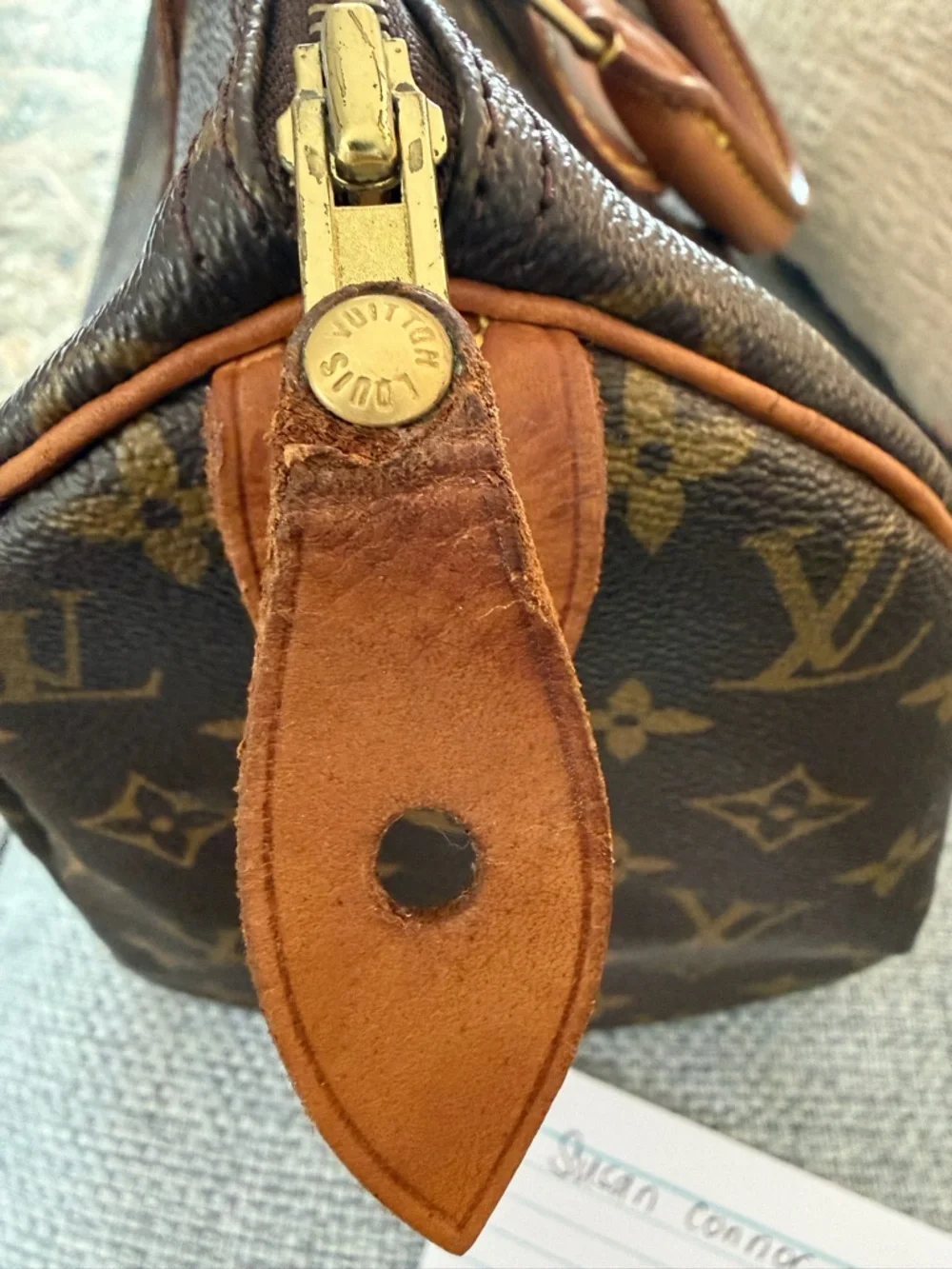 Louis Vuitton Monogram Canvas Speedy 30 - Picture 7 of 12